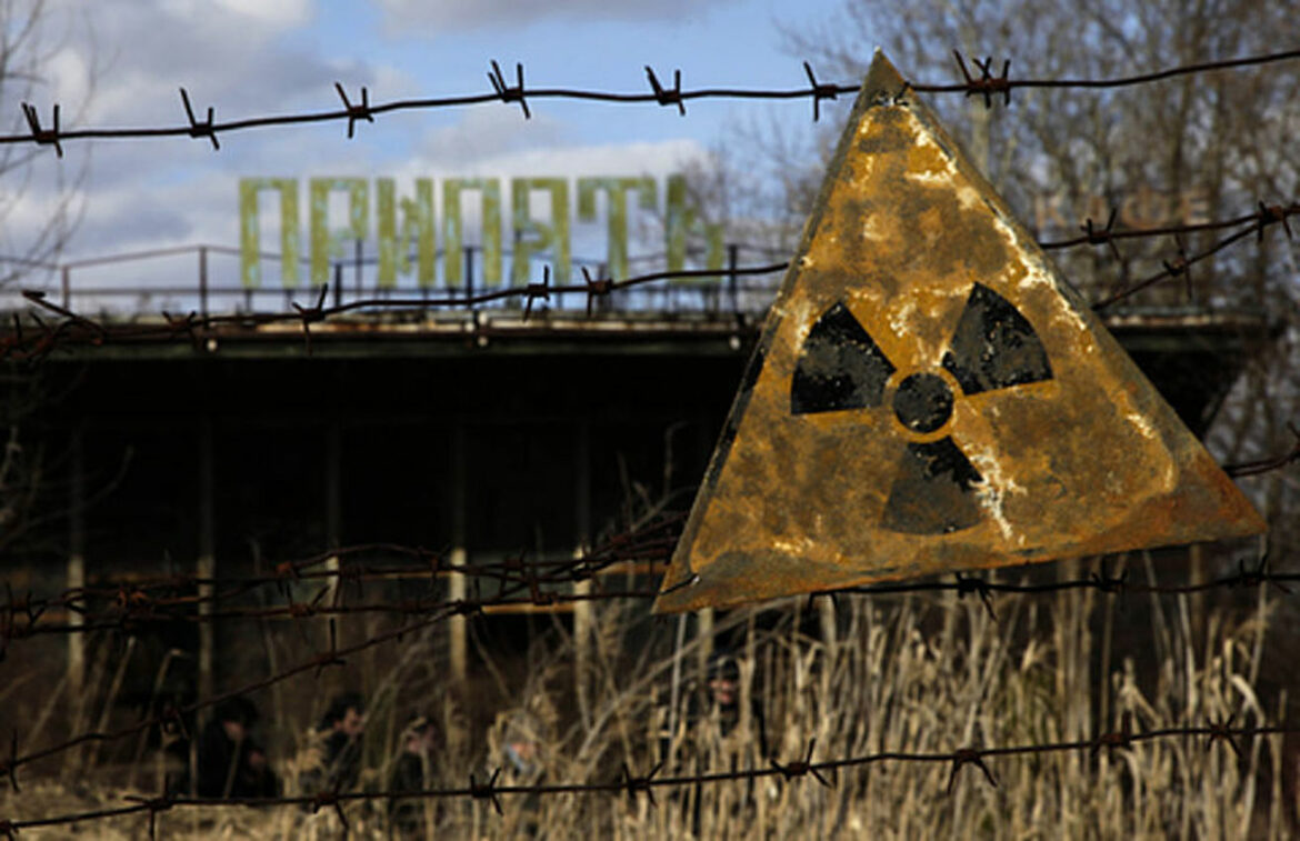 Ruske trupe podižu oblake radioaktivne prašine u blizini Čornobilske elektrane