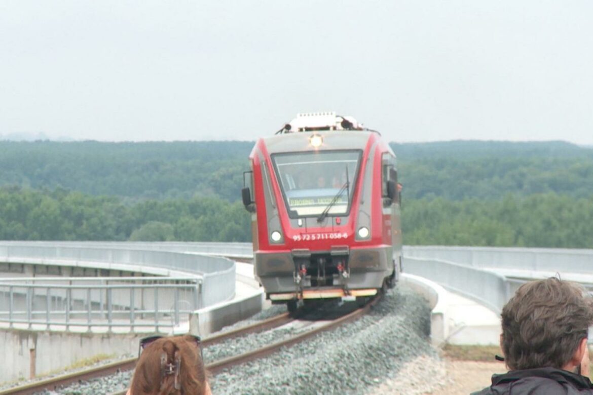 Mali: U subotu otvaranje pruge Beograd-Novi Sad, vozovi će ići 200 km na sat