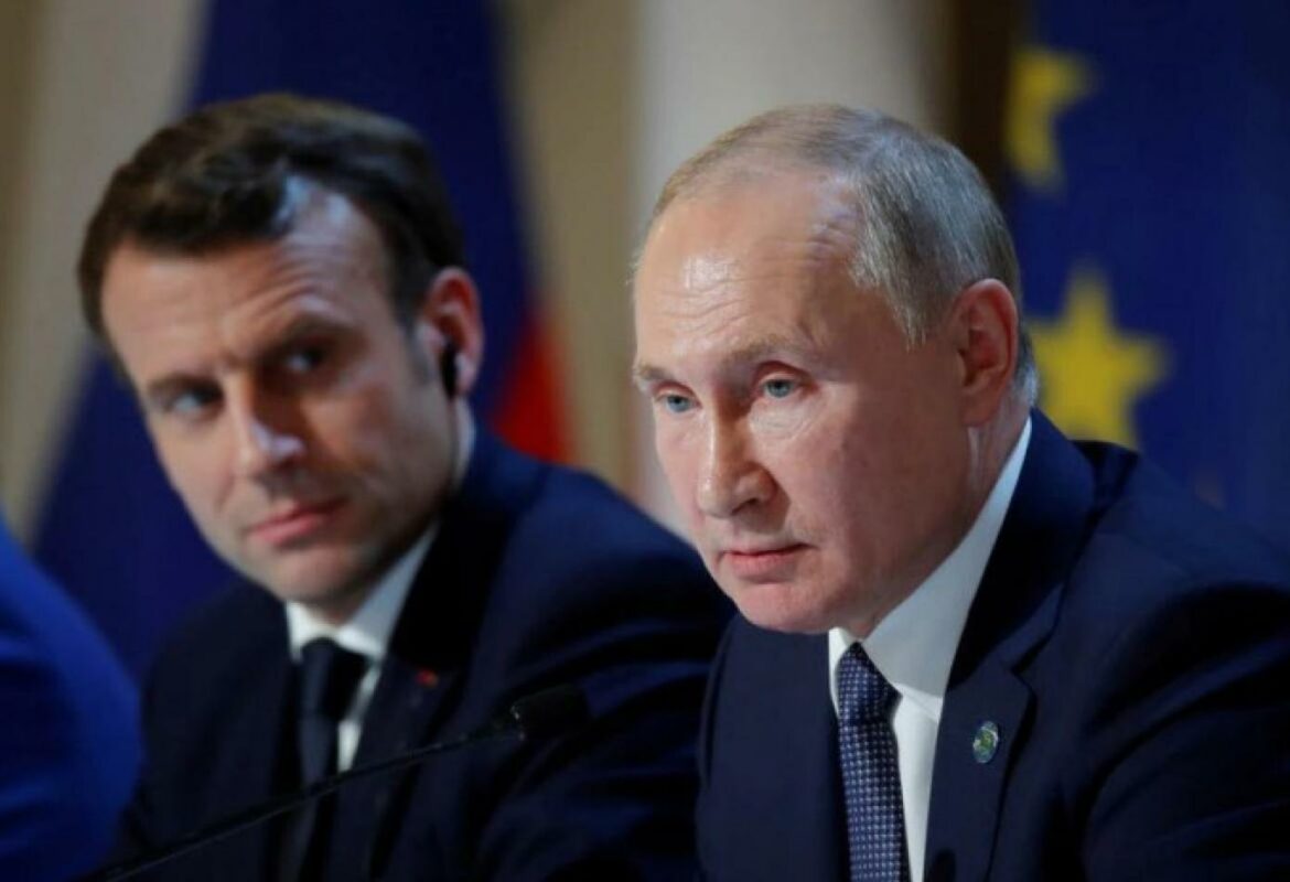Putin Makronu rekao da će nastaviti vojne operacije u Ukrajini