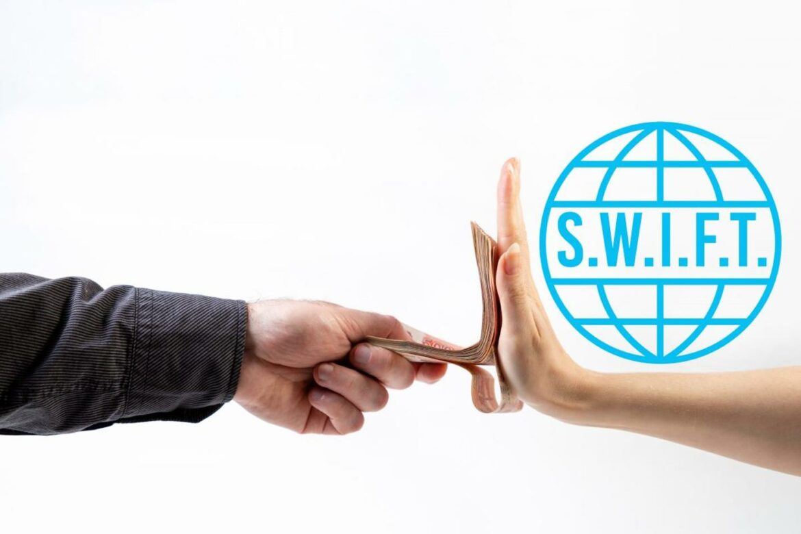 Odluka EU: Sedam ruskih banaka u roku od 10 dana biće isključene iz SWIFT-a