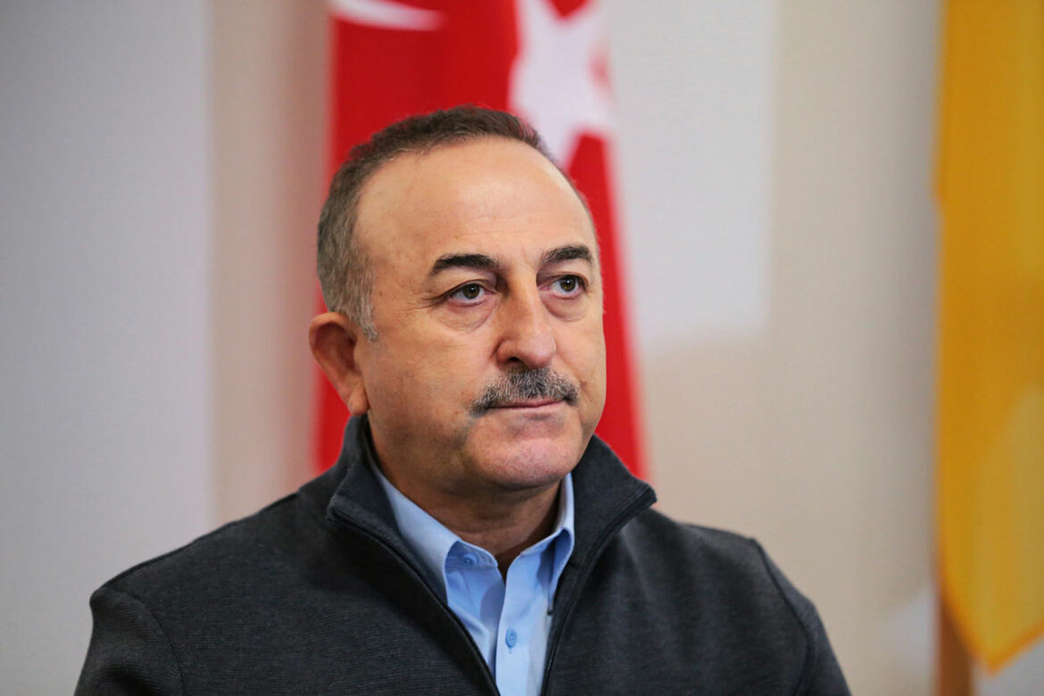 Turski ministar spoljnih poslova: Turska želi da se prizna nezavisnost Ukrajine i naporno radi na postizanju mira