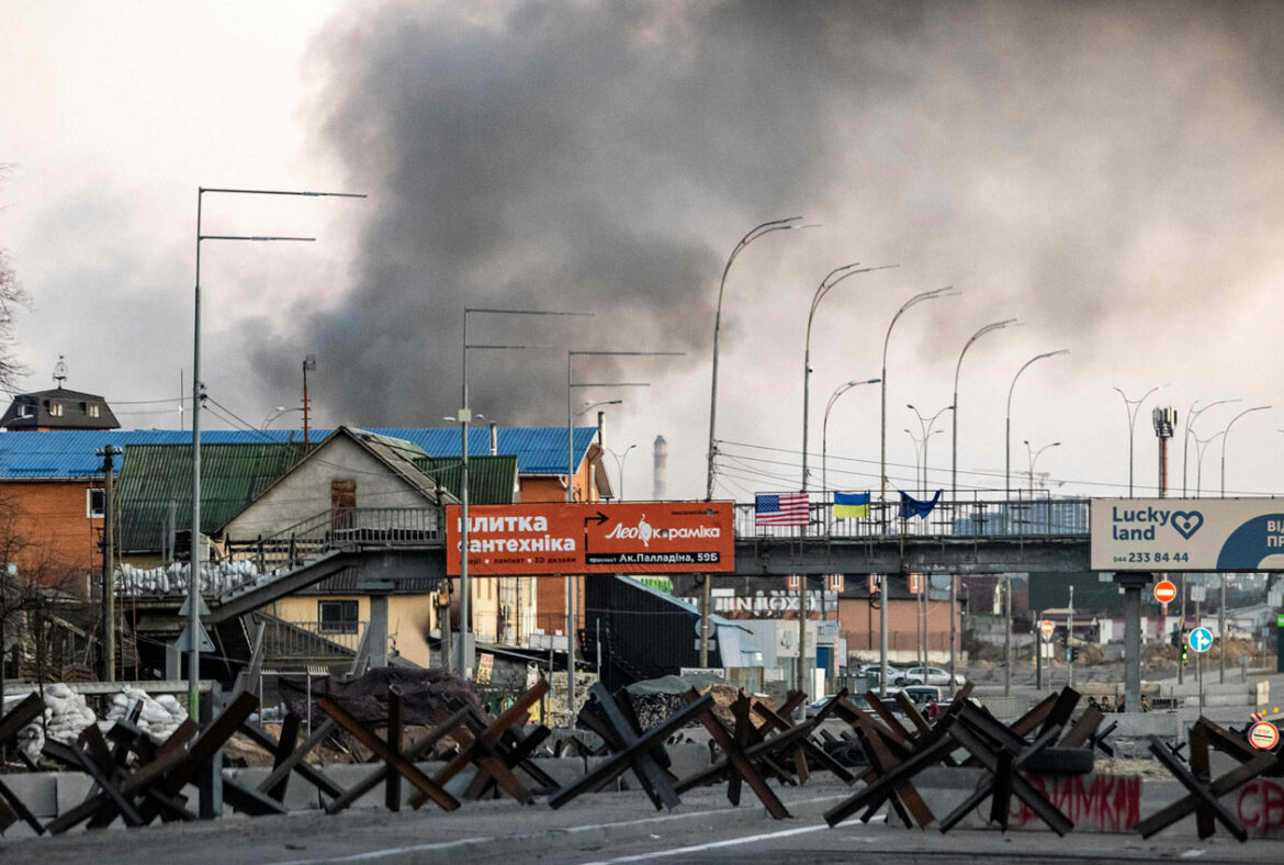 Ukrajinska vojska saopštila je da su glavni ruski putevi za napad na Kijev blokirani