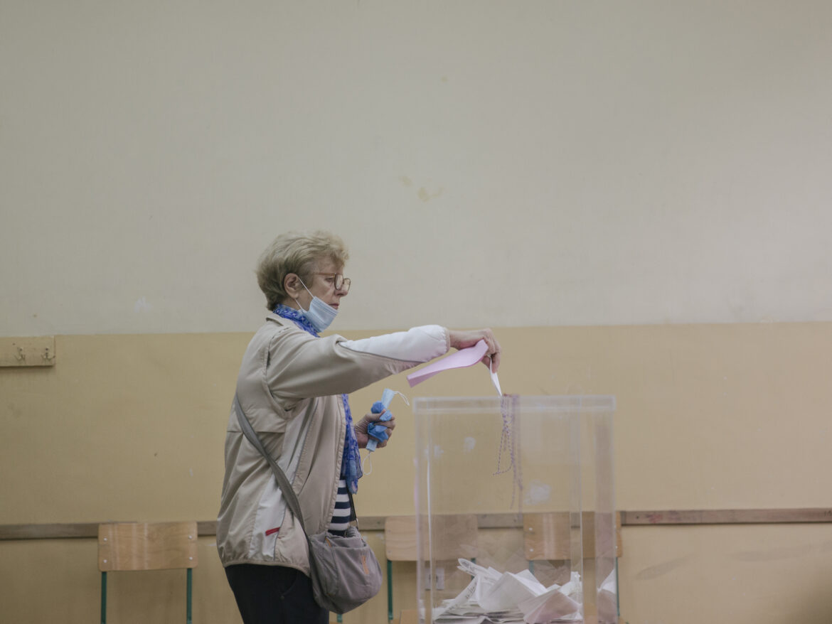 Opozicija: U Beogradu do 19 sati izašlo 53,18 odsto birača