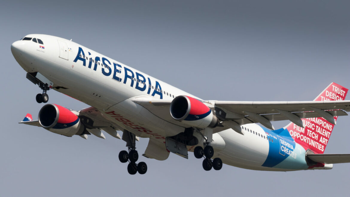 Er Srbija: Nedostak ljudstva na Hitrou, otkazan let Beograd – London