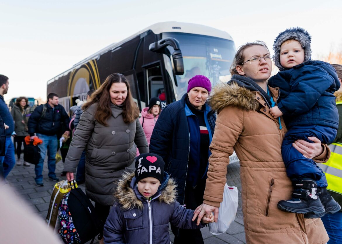 Vojni zvaničnik: Nestala dva autobusa kojima je trebalo da budu evakuisani civili