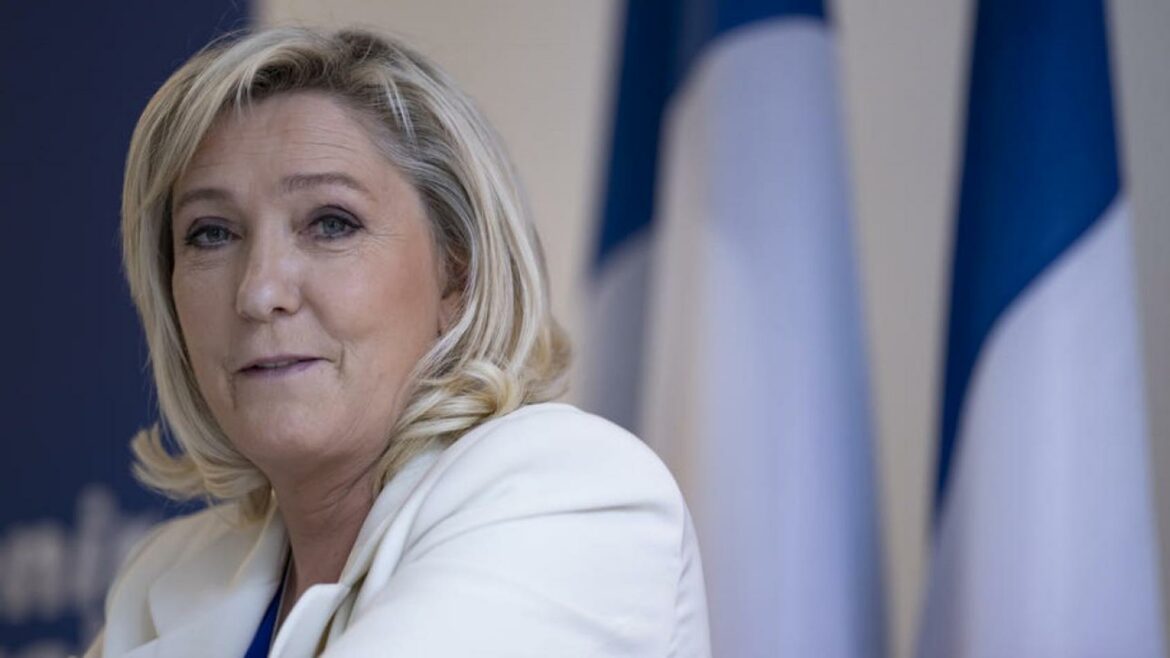 Le Pen: Podržavam sankcije Rusiji, ali ne kada se radi o nafti i gasu