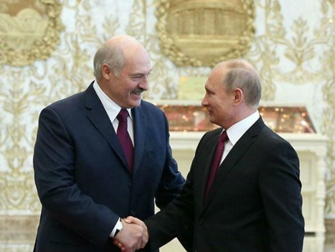 Lukašenko: Belorusija od Rusije kupila raketne sisteme S-400 i rakete Iskander