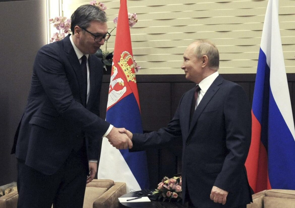 Putin čestitao Vučiću pobedu na izborima