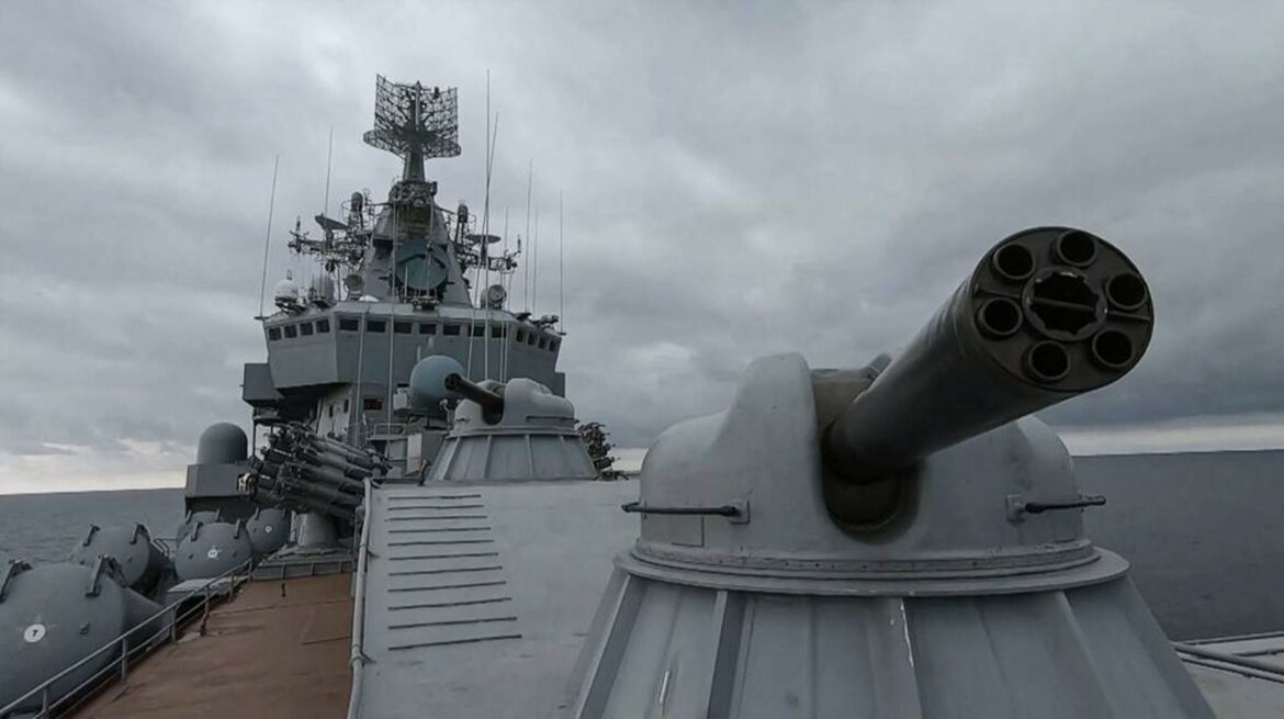 Velika Britanija: Ruska mornarica i dalje blokira ukrajinsku obalu