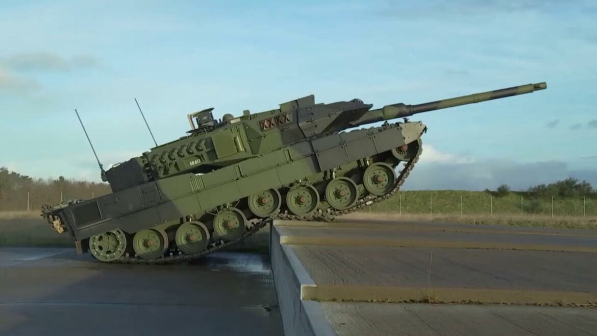 Nova serija američke vojne opreme, uključujući tenkove Abrams, stigla je u Poljsku