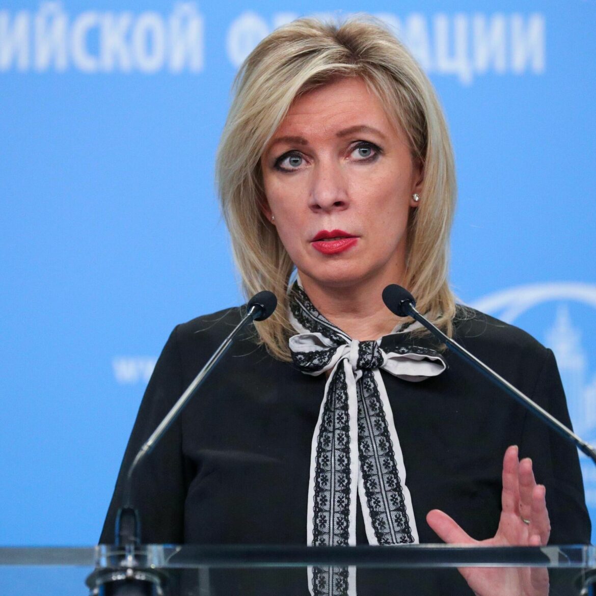 Zaharova: Amerika ohrabruje ratoborno raspoloženje Ukrajine