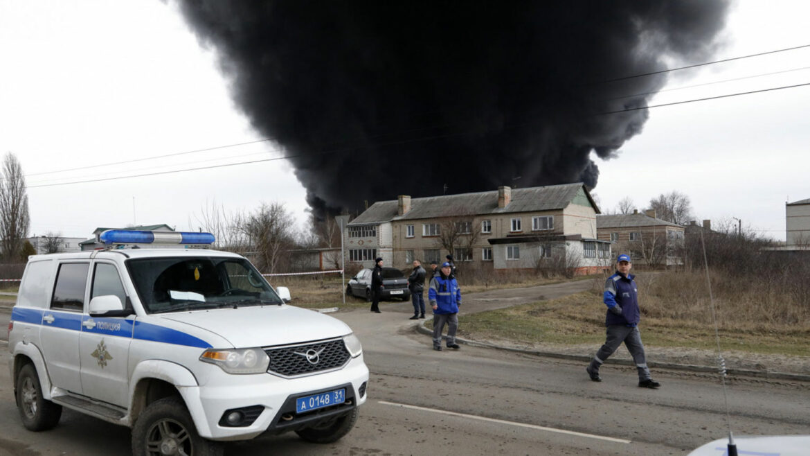 Guverner: Ukrajina granatirala rusko selo