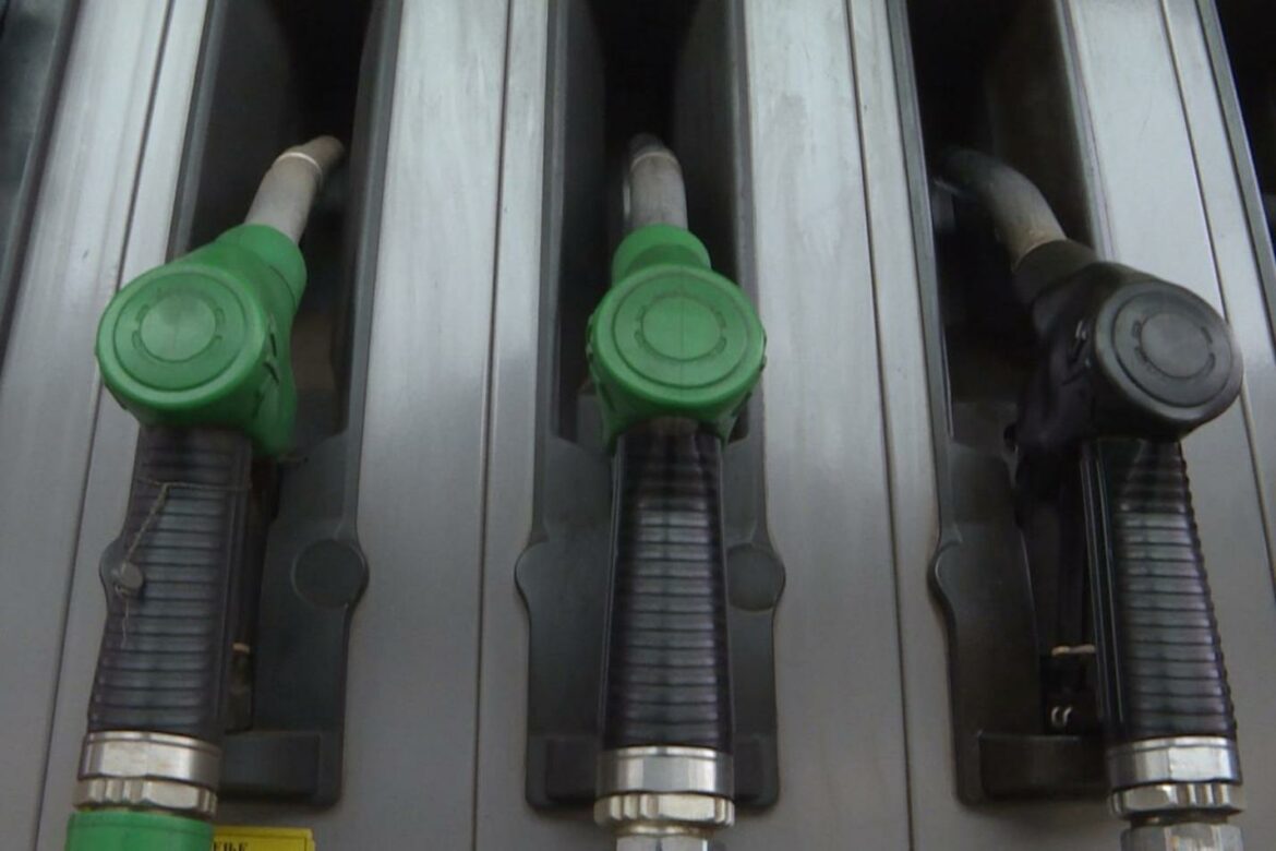 Mađarska: Od petak subvencionisano gorivo samo za vozila sa mađarskim registarskim oznakama