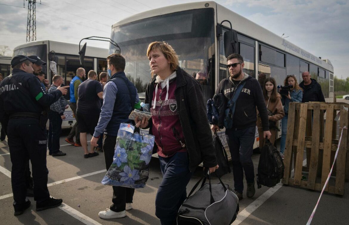 UN: Evakuisani iz Azovstala stigli u Zaporožje