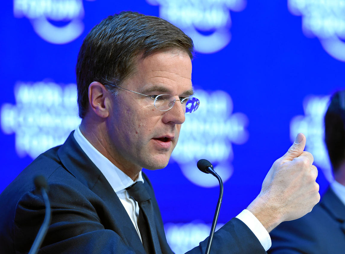 Premijer Holandije obećao Zelenskom da neće smanjivati vojnu podršku
