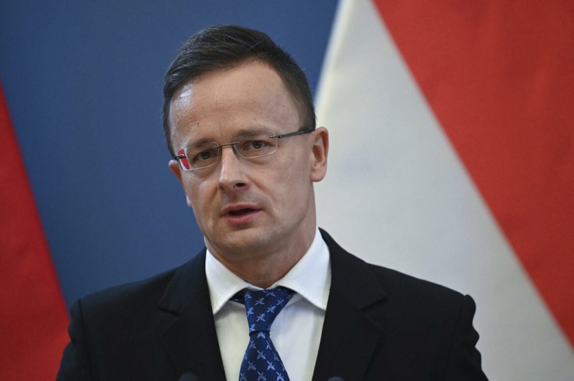 Sijarto potvrdio: Mađarska neće podržati ulazak Ukrajine u EU kroz zakon o obrazovanju