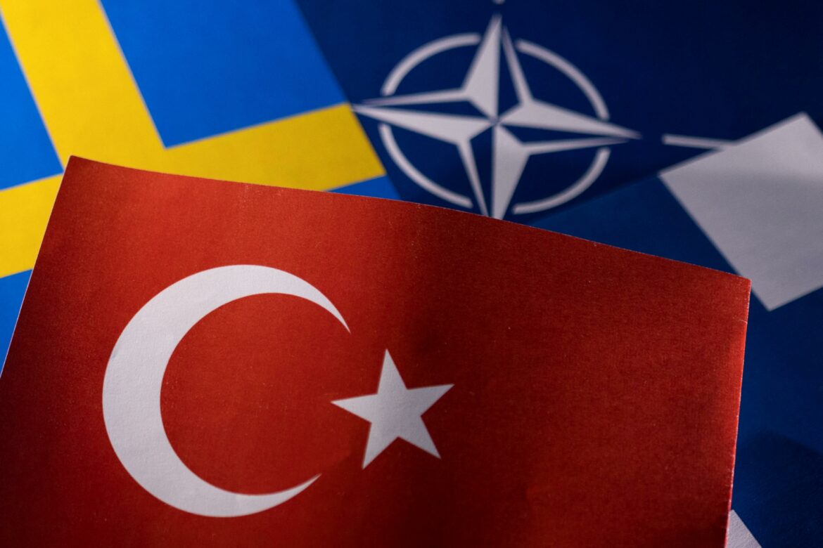 Švedska se nada da će rešiti spor sa Turskom oko članstva u NATO
