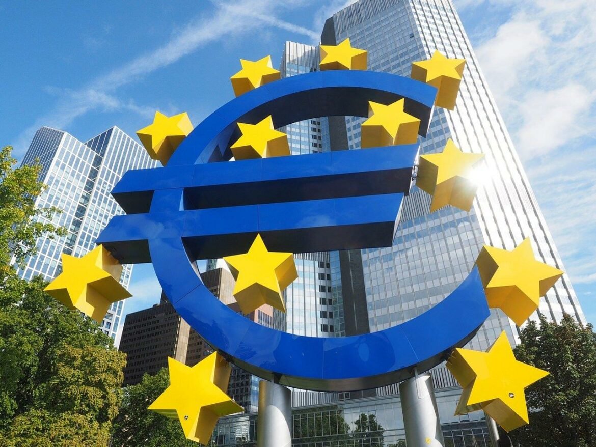 Evropska centralna banka najavila rast kamatnih stopa u julu i septembru