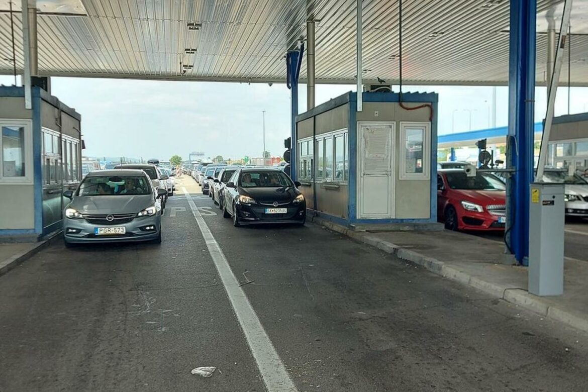 Tri kontrolna punkta na granici sa Mađarskom i Rumunijom zatvorena