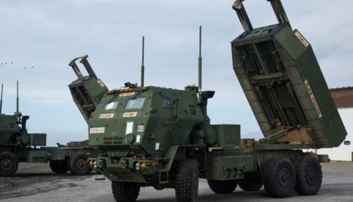 SAD daju Ukrajini dva NASAMS PVO sistema i granate za HIMARS