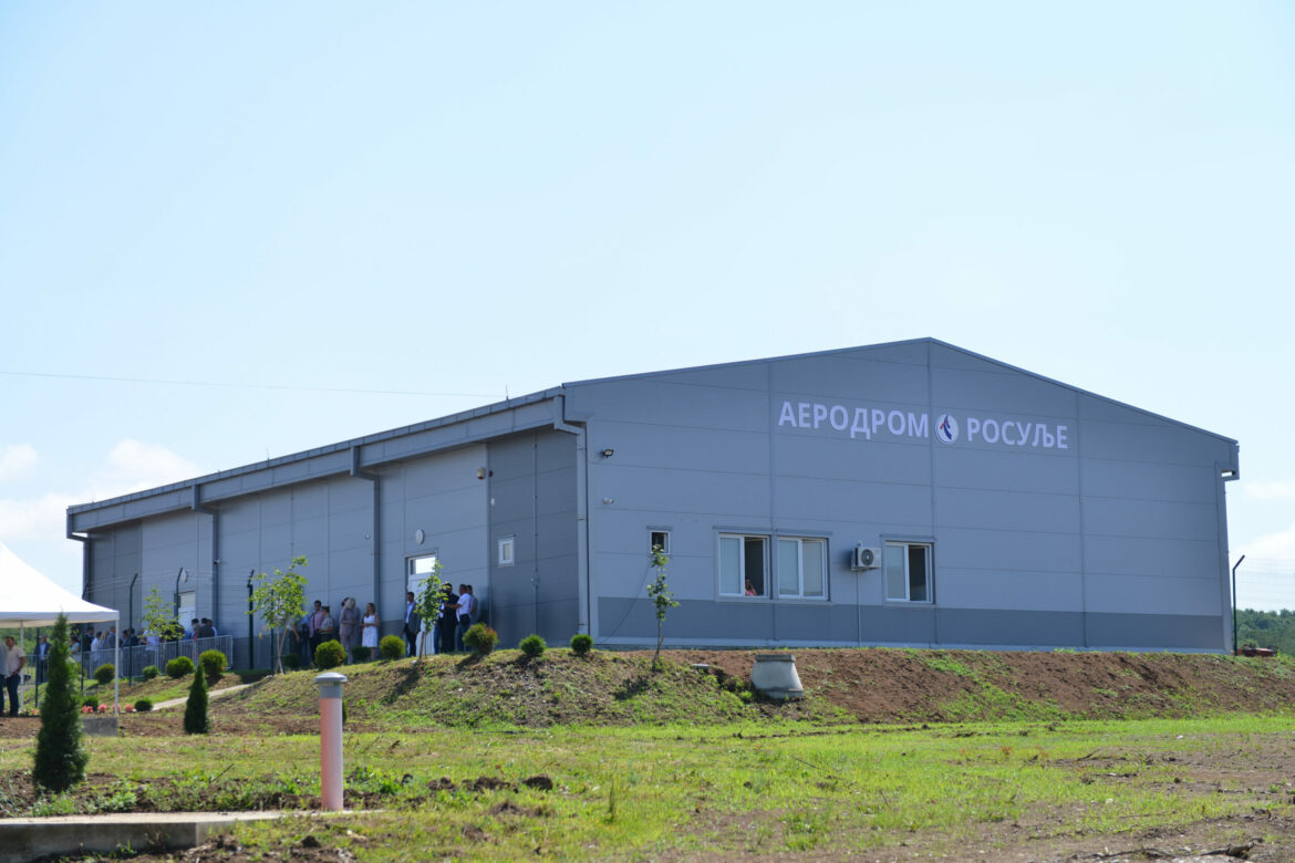 Otvoren aerodrom „Rosulje“ kod Kruševca