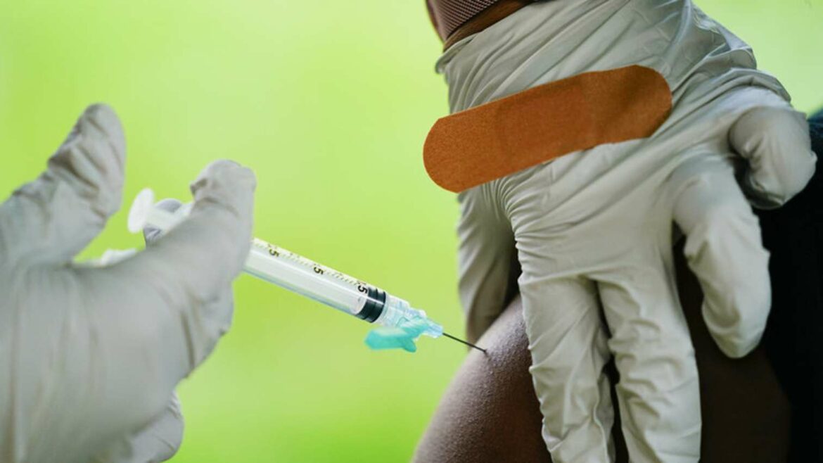 SAD žele da nabave „prilagođene“ vakcine