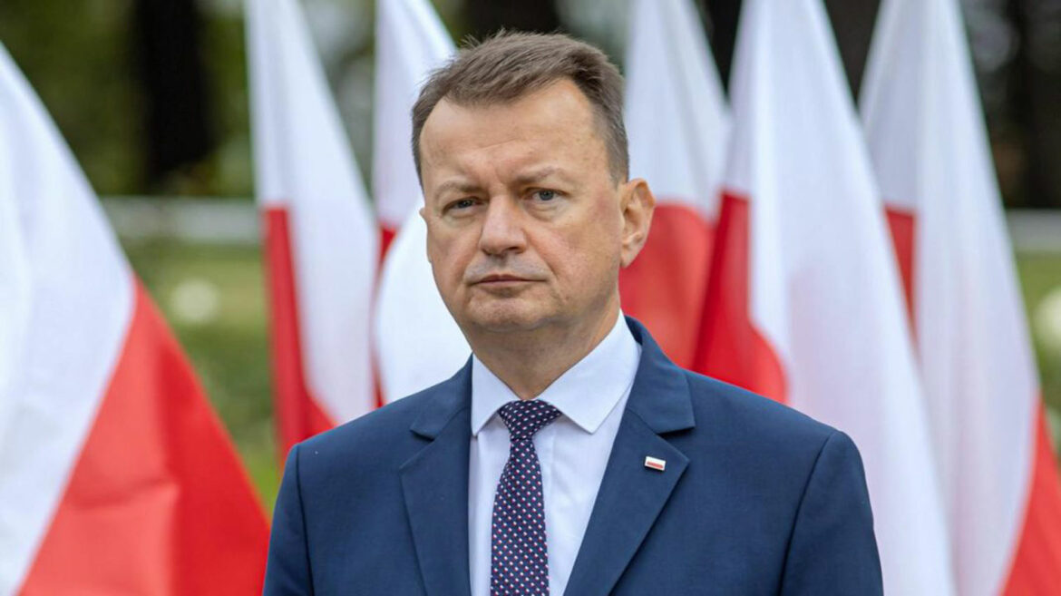 Ministar odbrane Poljske „dovezao“ je u Ukrajinu samohodne topove