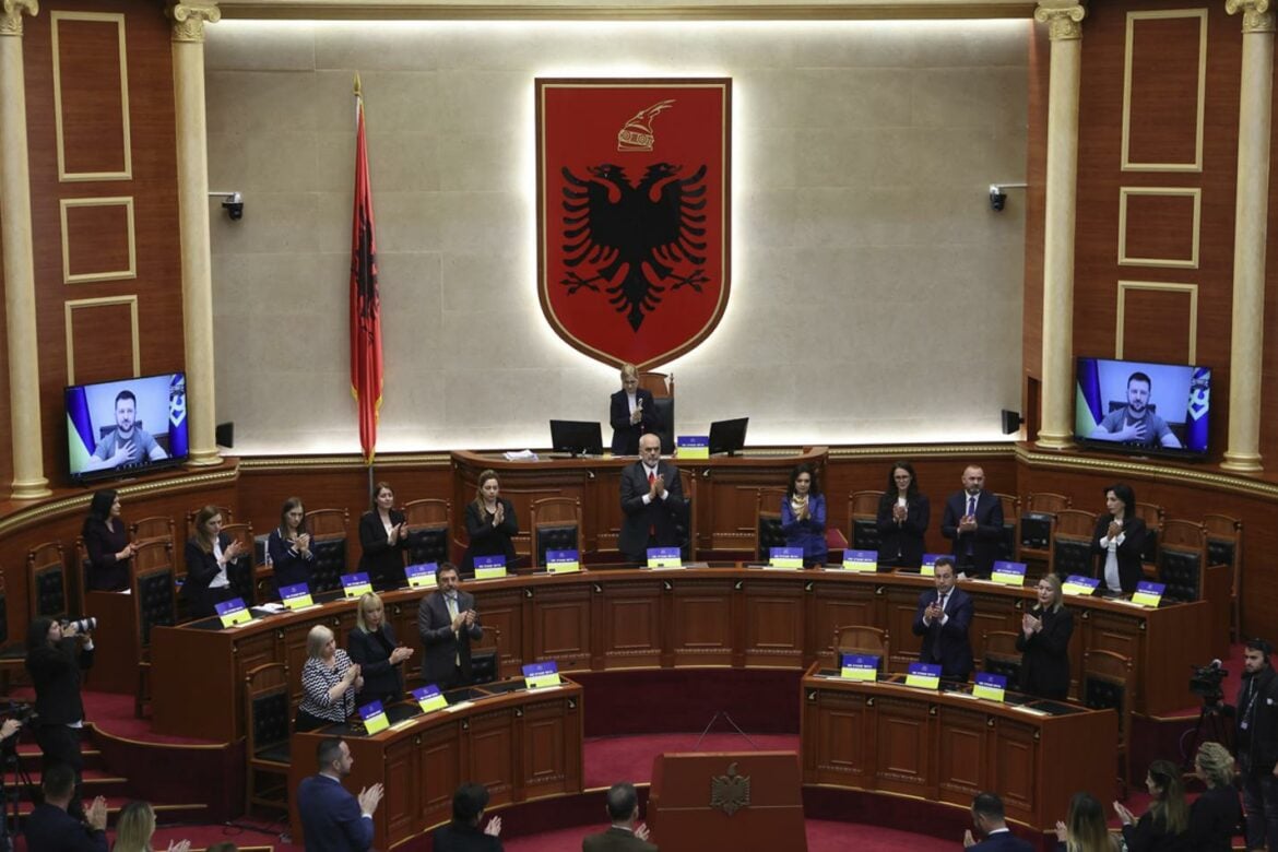 Albanija ukida tarife za robu iz Srbije i Severne Makedonije