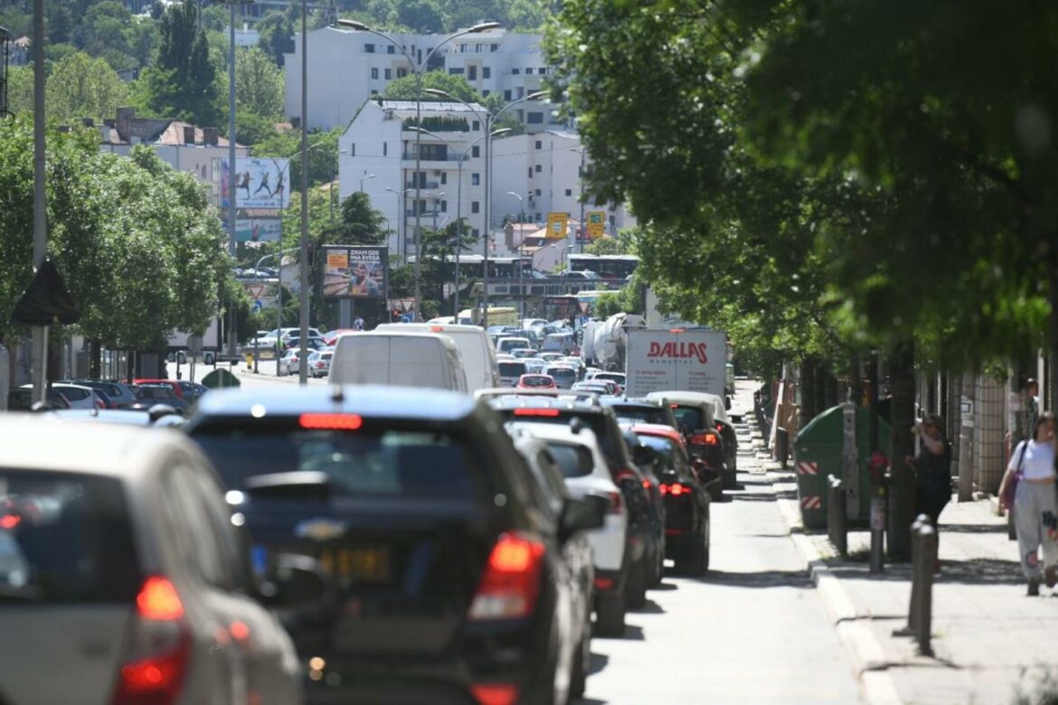 AMSS: Zbog vrućina pravite više pauza u vožnji tokom putovanja