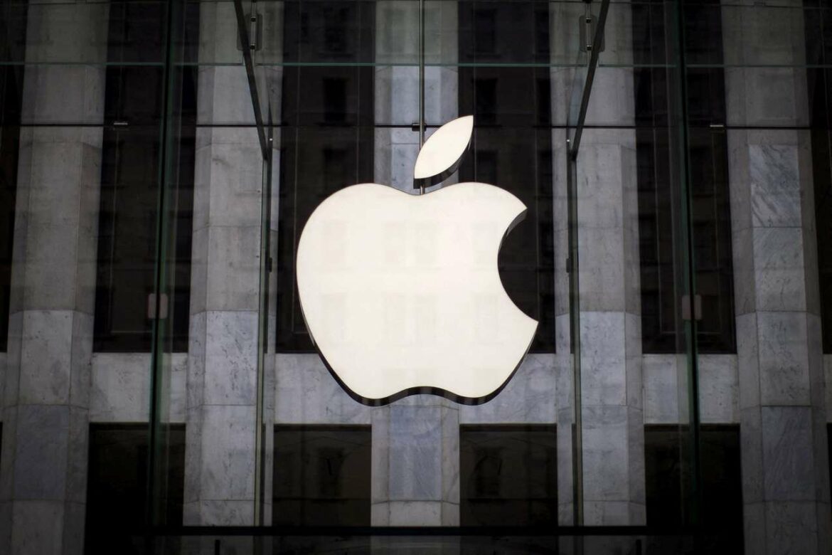 Apple okončao konsultantski ugovor sa bivšim dizajnerom