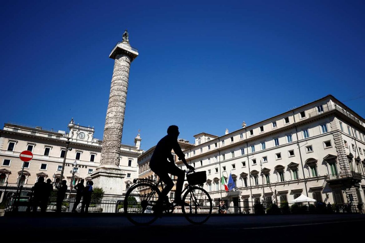 Dragi traži italijansko jedinstvo kao cenu za ostanak na mestu premijera