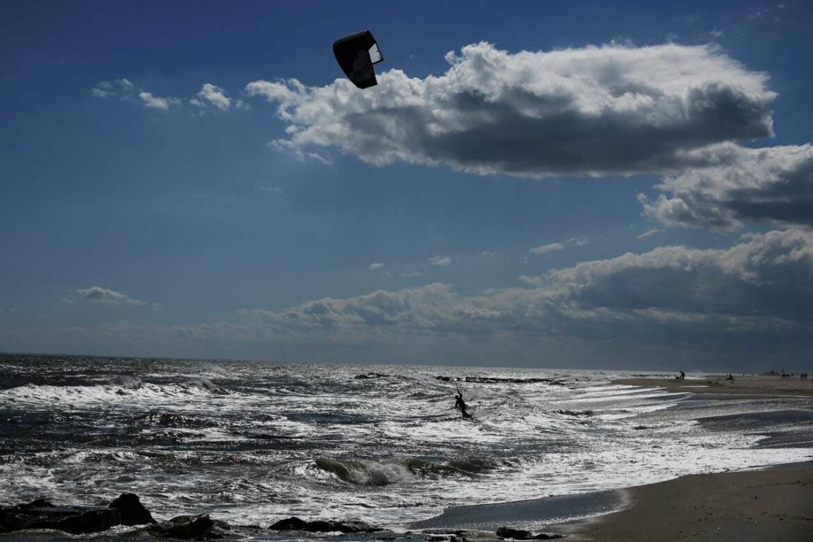 Guverner Njujorka pojačao praćenje plaža nakon napada ajkula