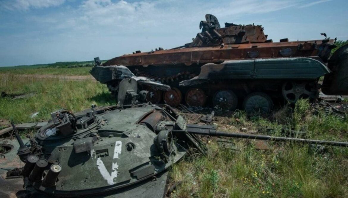 Još jedan ruski tenk uništen u Hersonskoj oblasti sa ATGM Stugna