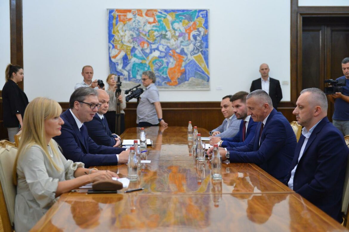 Vučić počeo konsultacije o mandataru