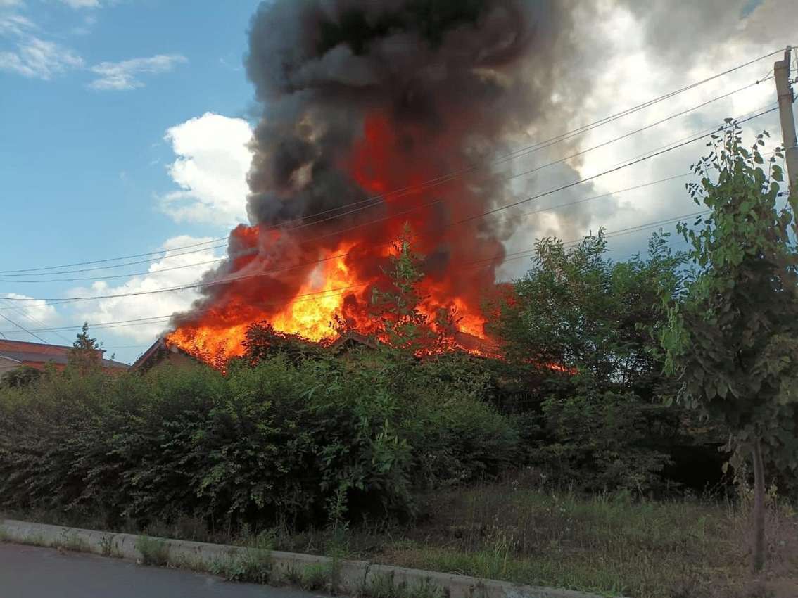 Optužbe lete nakon što su zarobljenici ubijeni u zatvoru