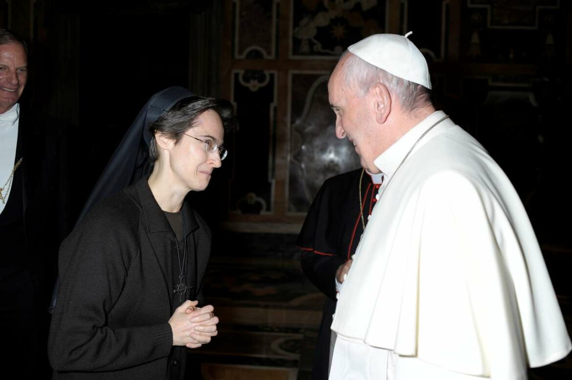 Papa prvi put imenovao žene u Biskupski savetodavni komitet