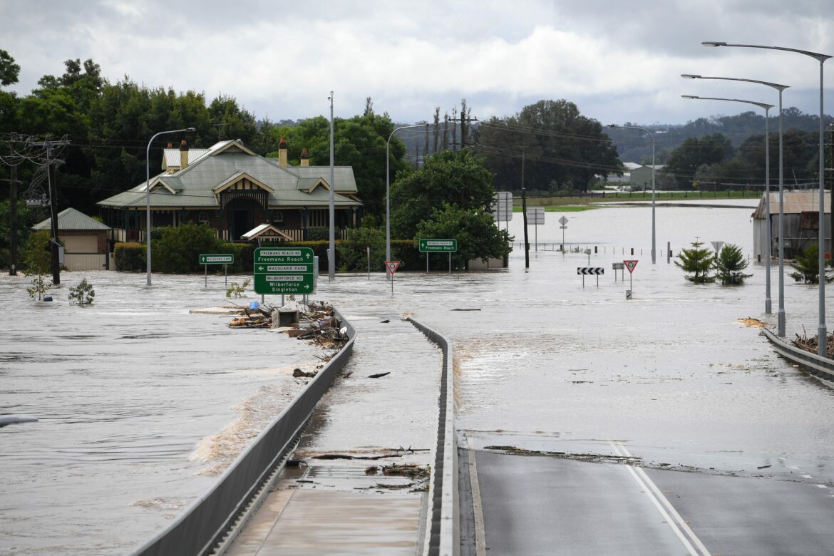 Hiljade stanovnika Sidneja evakuisano zbog poplava, očekuju se nove obilne kiše