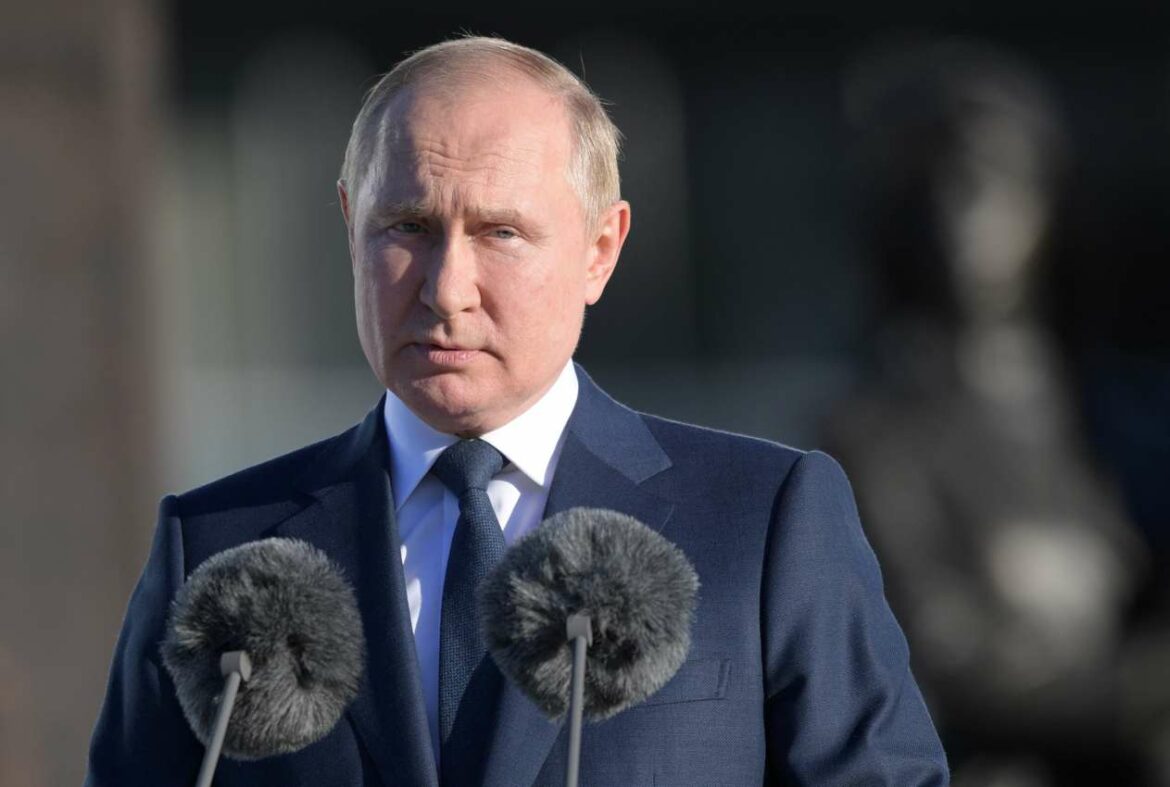 Putin neće čestitati Bajdenu 4. jul, kaže Kremlj