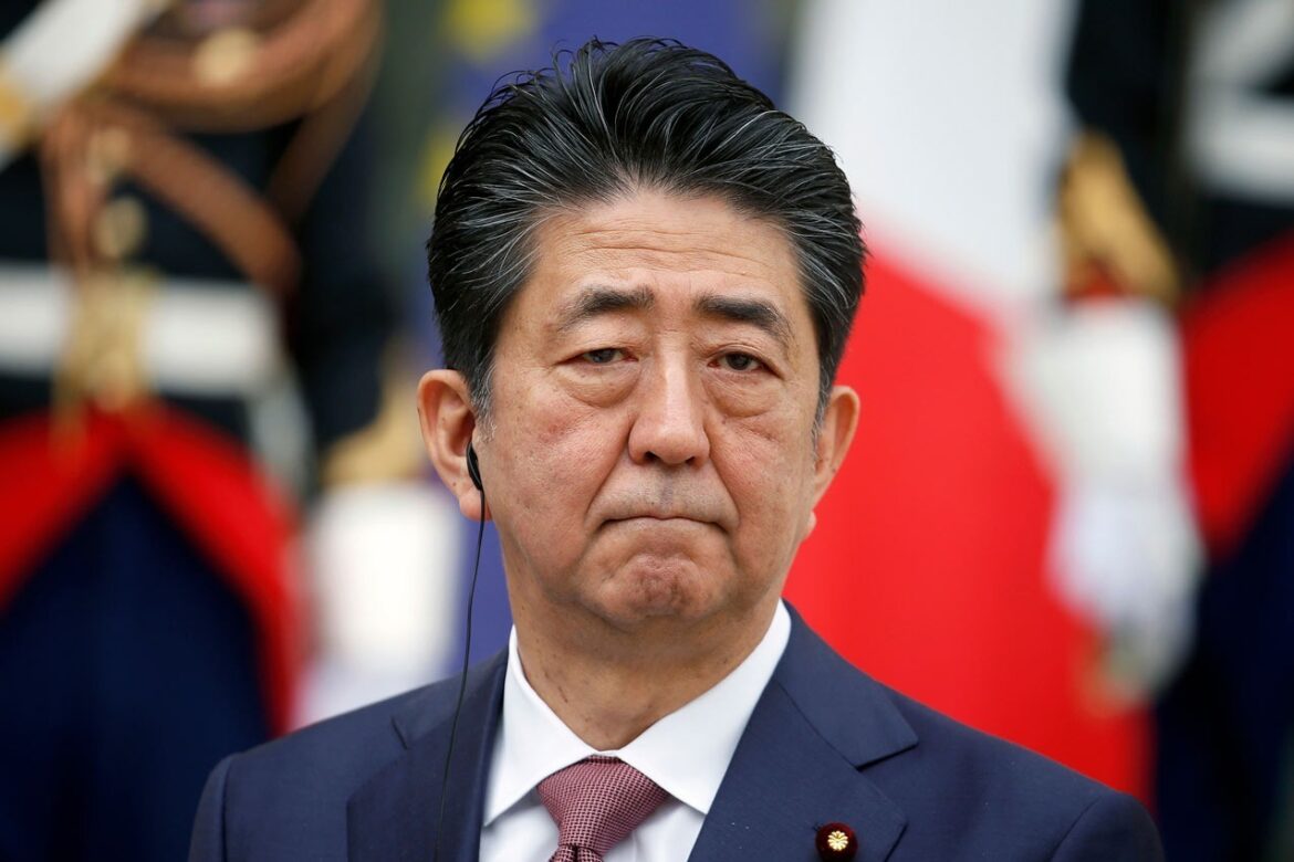 Bivši premijer Japana hospitalizovan nakon pucnjave
