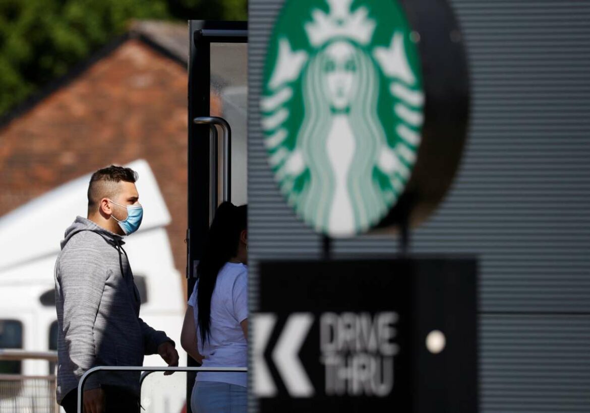 Starbucks nije u procesu prodaje poslovanja u Velikoj Britaniji