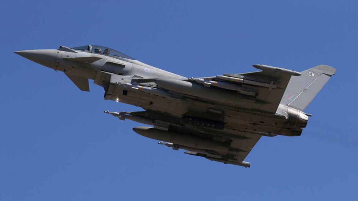 UK prizemljuje borbene avione zbog bezbednosnih pitanja