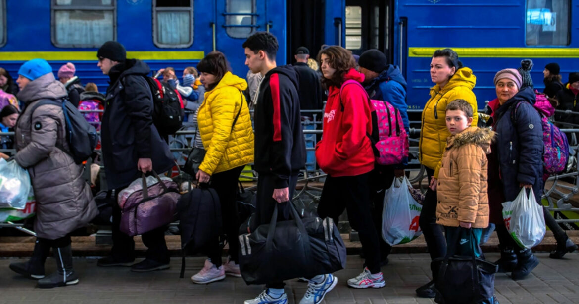 Ukrajinska železnica dodaje vagone u voz za evakuaciju iz Donjecke oblasti