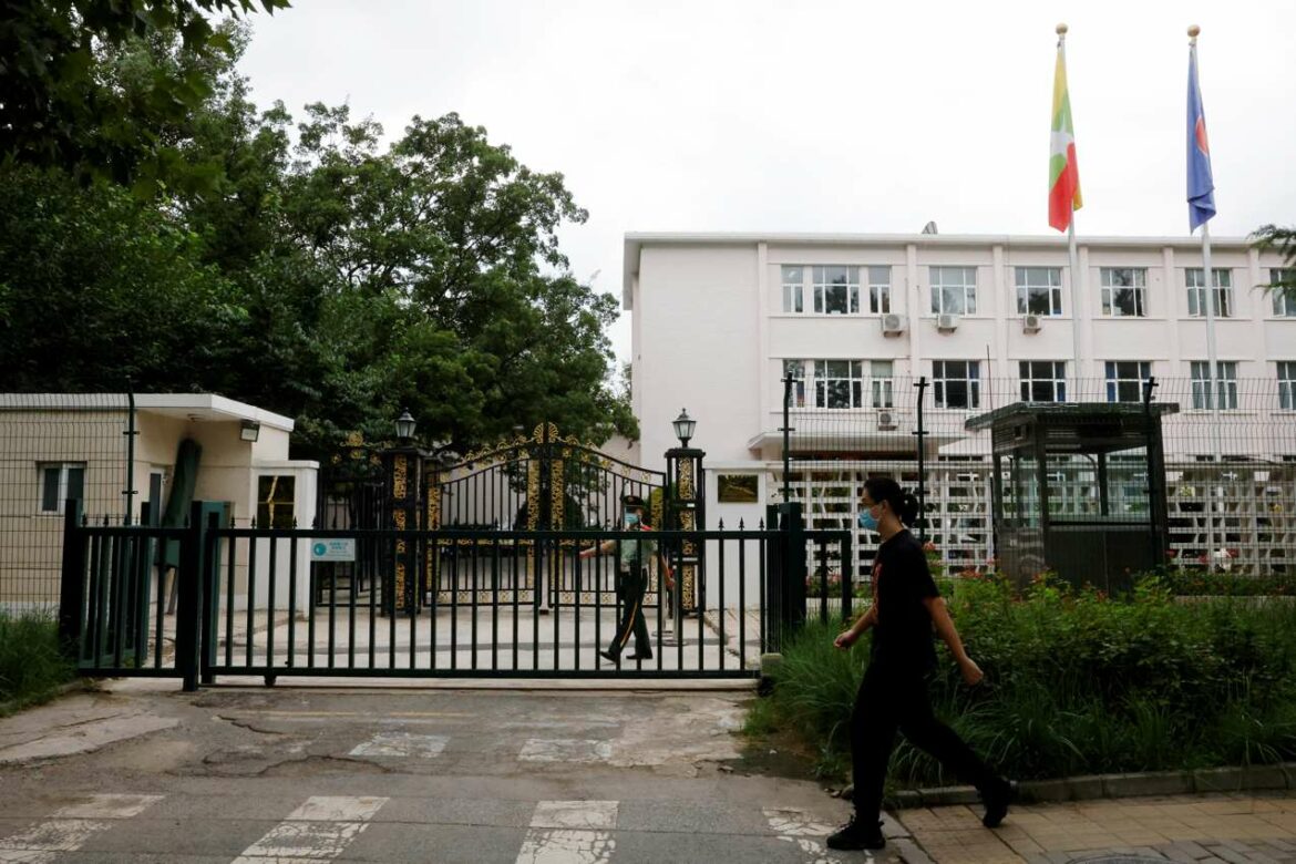 Preminuo ambasador Mjanmara u Kini