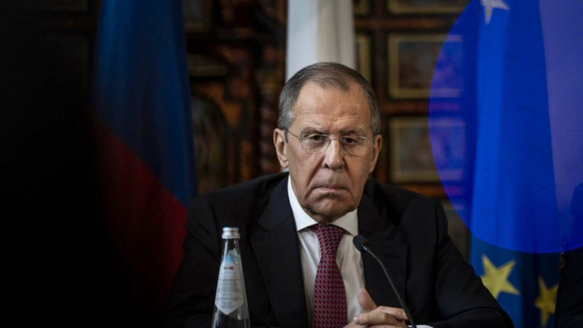 Lavrov: U eri u kojoj živimo, Rusija nema na koga da se osloni osim na sebe