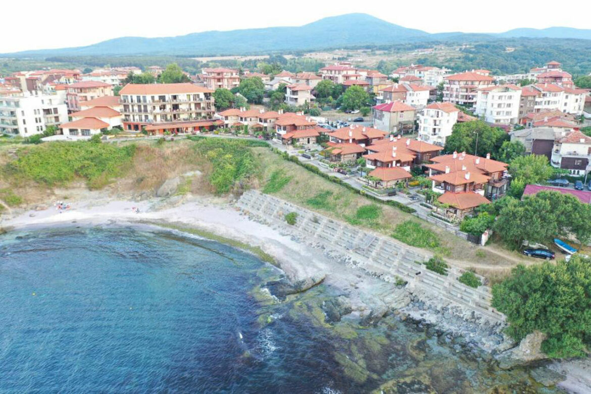 Bugarska: Deca na obali pronašla minu dok su pecali rapane