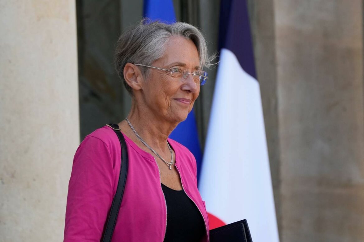 Premijerka Francuske je odbacio kompromis o nepopularnoj penzionoj reformi