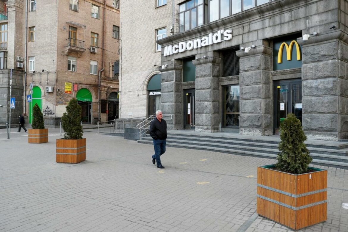 Mekdonalds ponovo otvara svoje restorane u Ukrajini