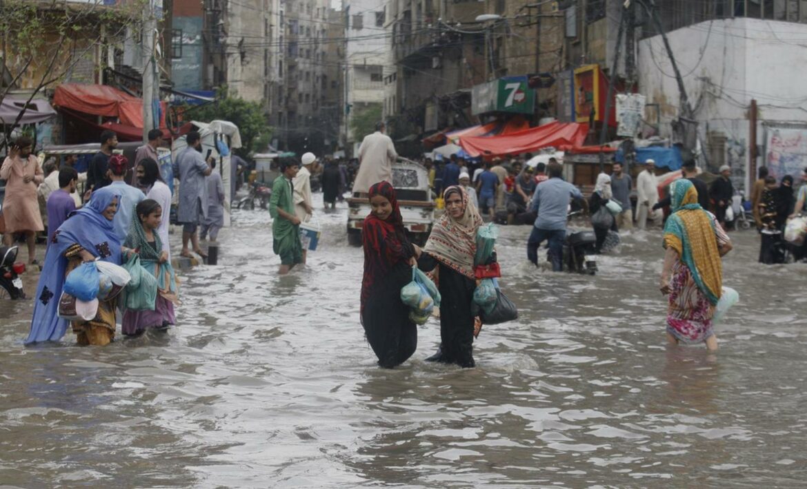 Monsun preti da poplavi trećinu Pakistana