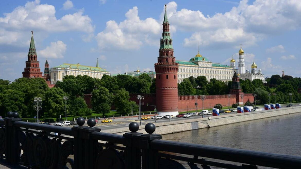 Kremlj kaže da nije doneta odluka o zatvaranju granice usred mobilizacije