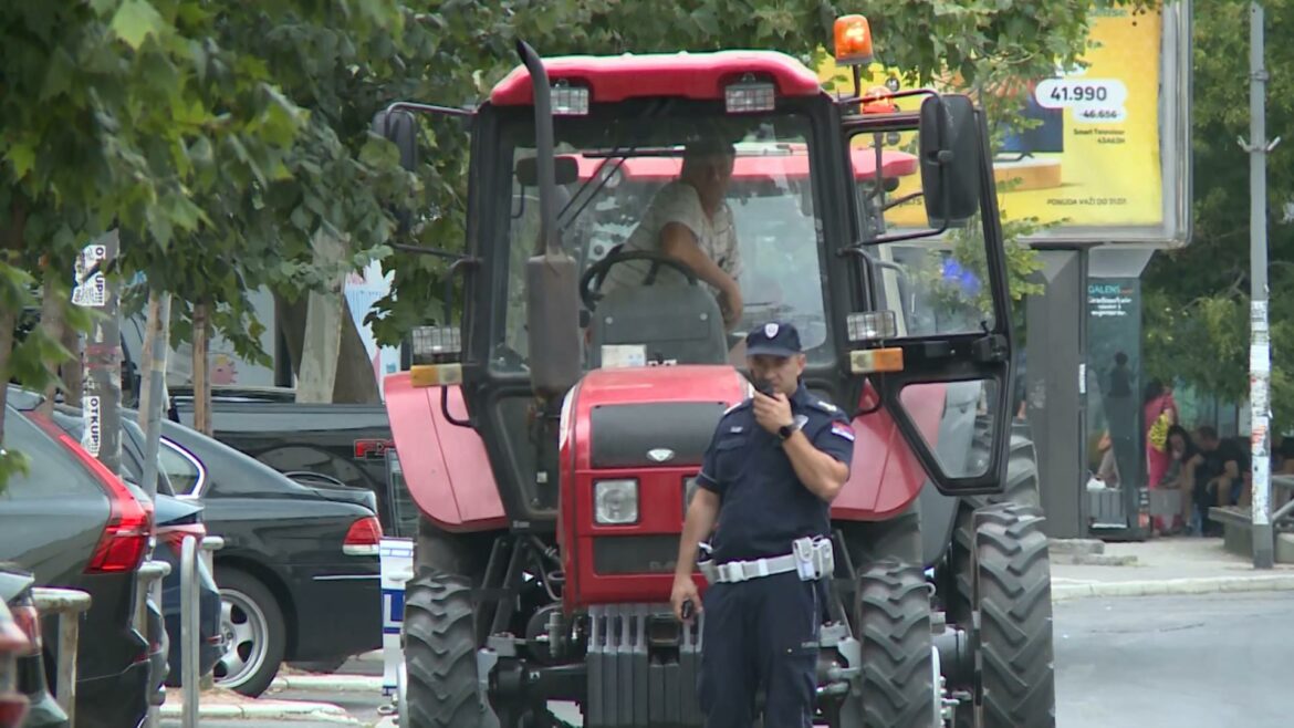 Protest poljoprivrednika u više gradova – Nedimović obećao niz mera, ratari traže pisane garancije
